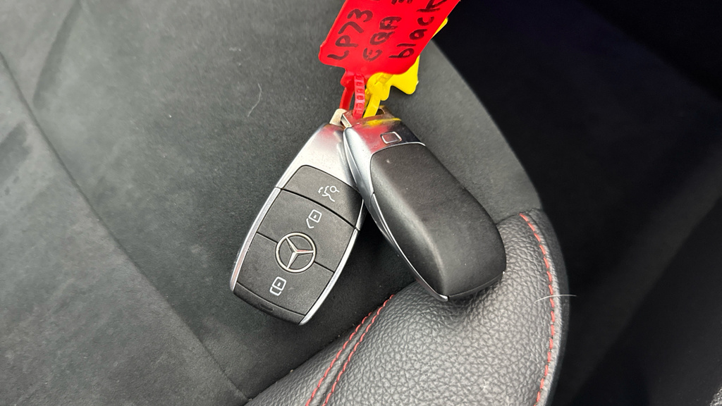 Mercedes-Benz EQA Eqa 250 Sport White #22