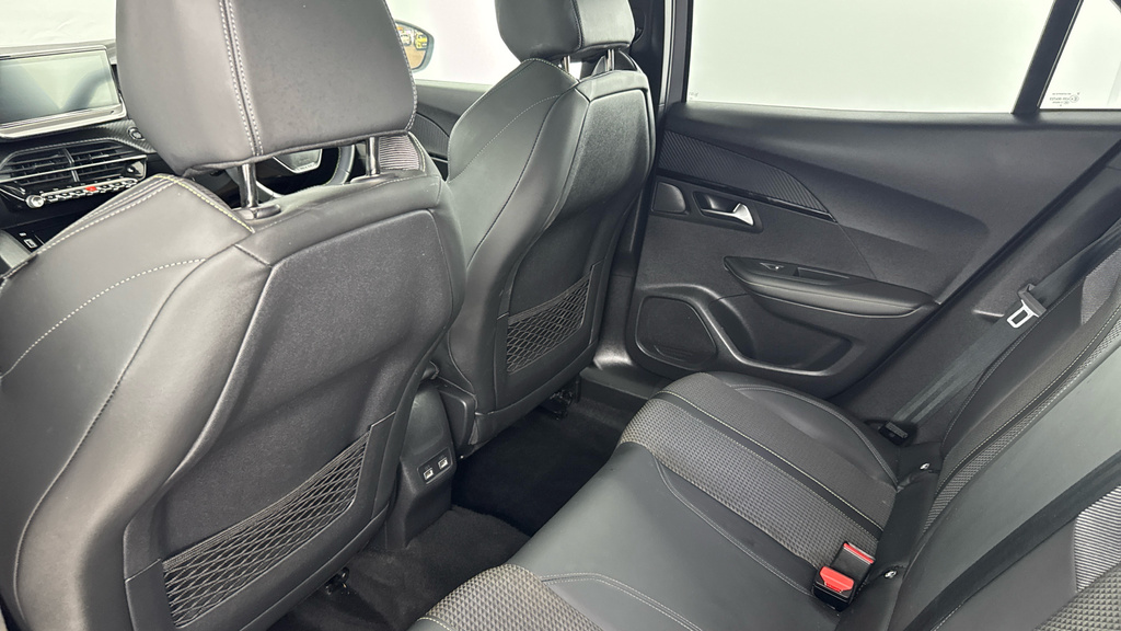 Peugeot e-2008 50Kwh Active Premium Orange #13