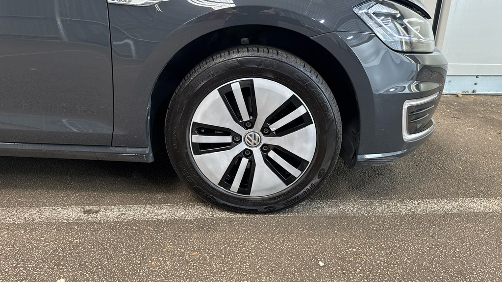 Volkswagen e-Golf 99Kw E-golf 35Kwh Black #20