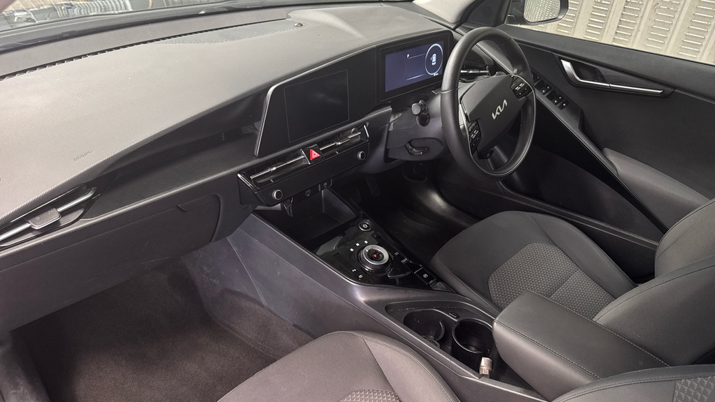 Kia e-Niro 150Kw 4 64Kwh White #9