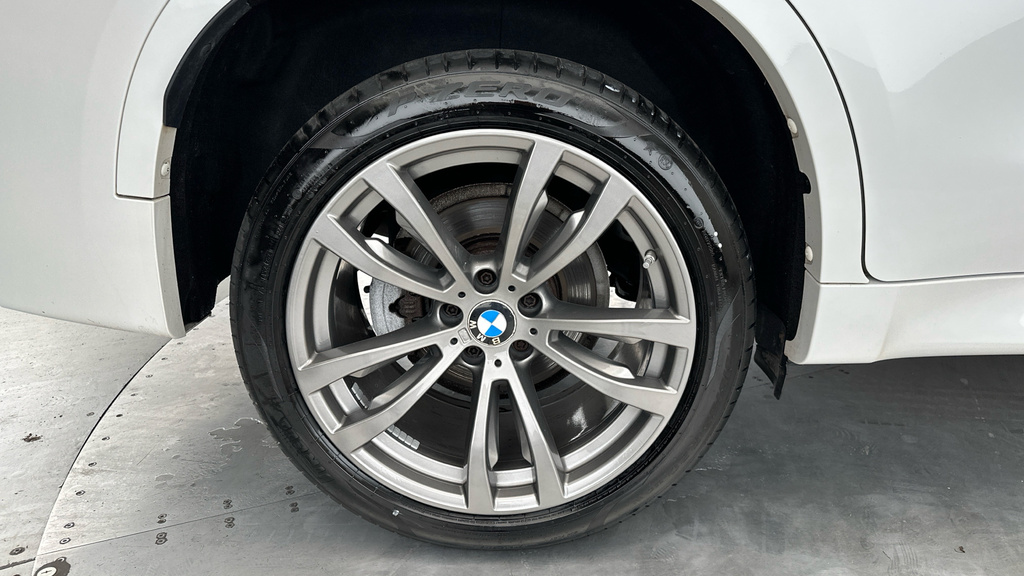BMW X6 M M Sport Black #26