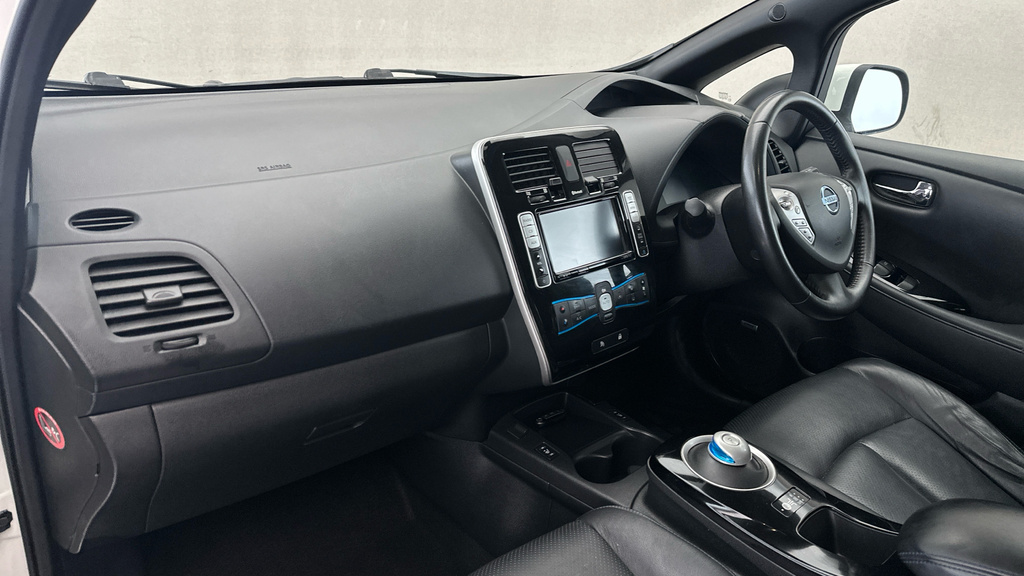 Nissan Leaf Hatchback 30Kwh Tekna 201616 Grey #11