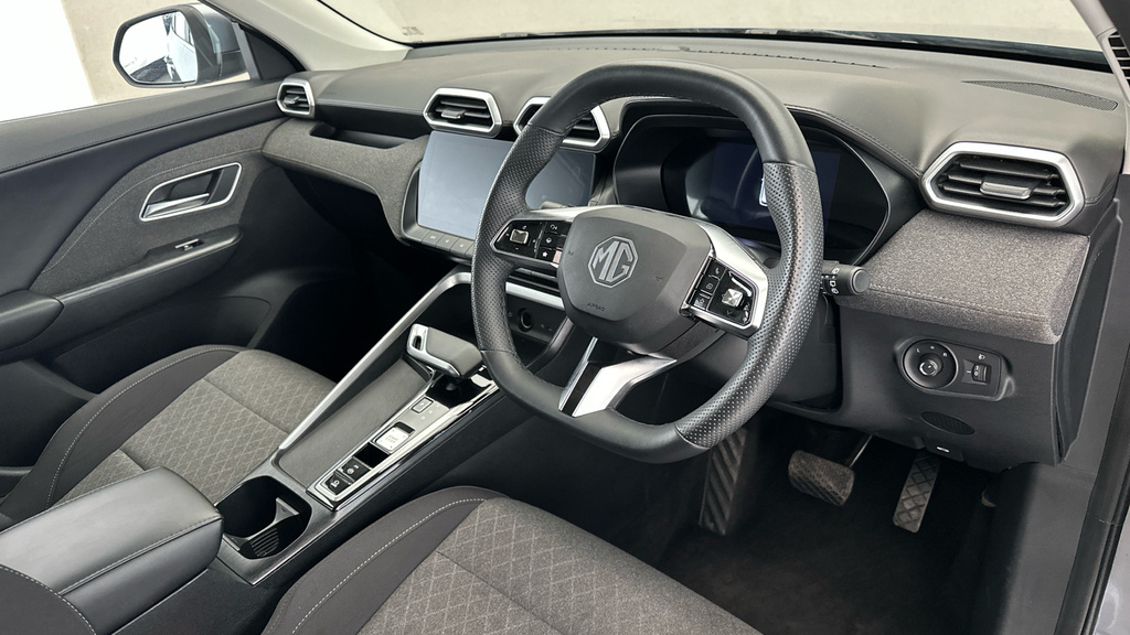 MG ZS 1.5 Hybrid Trophy Grey #10