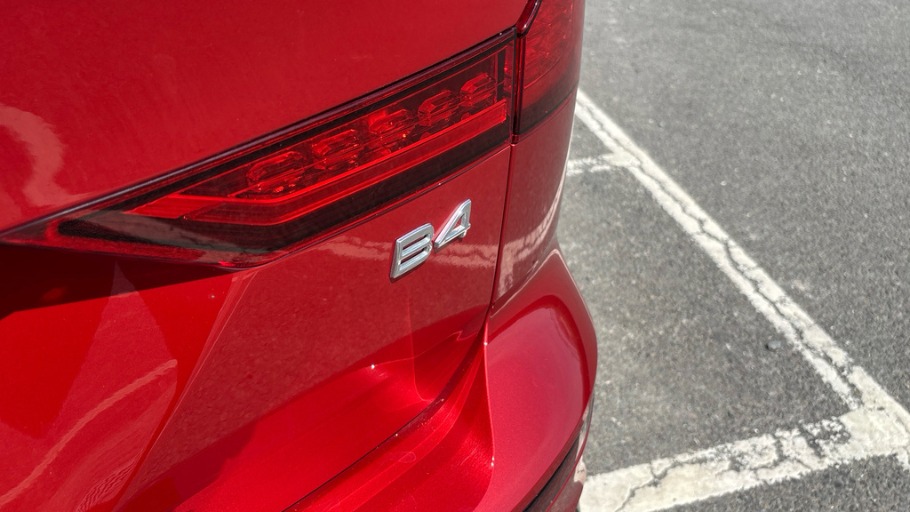 Volvo V60 2.0 B4p Plus Dark 7 Speed Silver #43