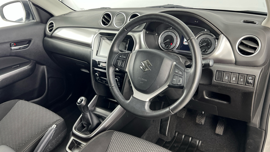 Suzuki Vitara Sz5 Boosterjet Silver #9
