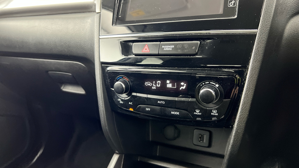 Suzuki Vitara Sz5 Boosterjet Silver #19