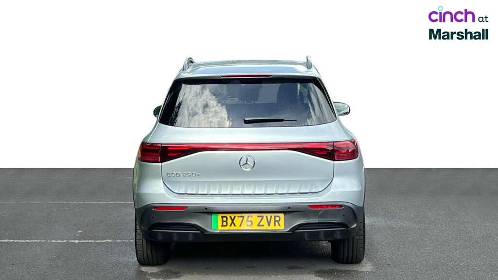 Mercedes-Benz EQB Amg Line Premium Plus Grey #4