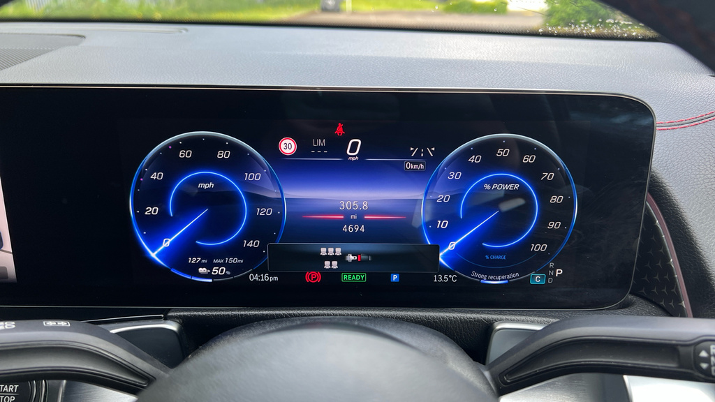 Mercedes-Benz EQB Amg Line Premium Plus Grey #18