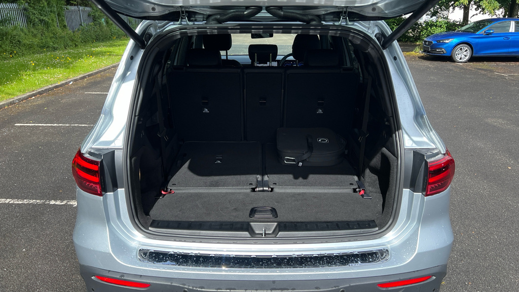 Mercedes-Benz EQB Amg Line Premium Plus Grey #20