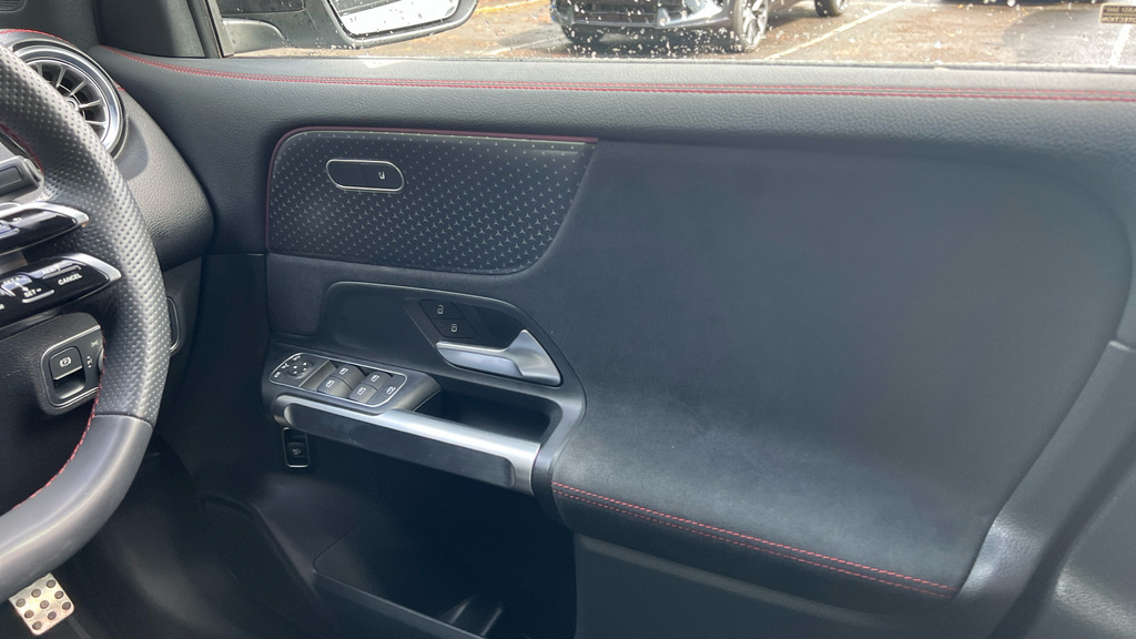 Mercedes-Benz EQB Amg Line Premium Plus Grey #41