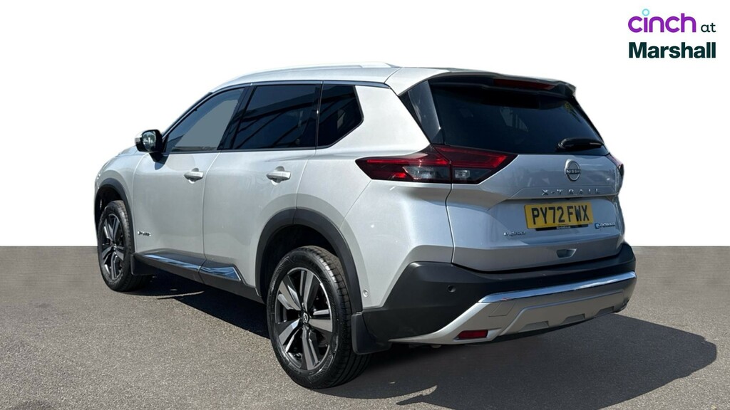 Nissan X-Trail Tekna White #5