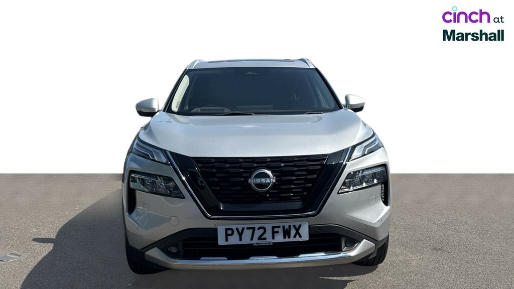 Nissan X-Trail Tekna White #8