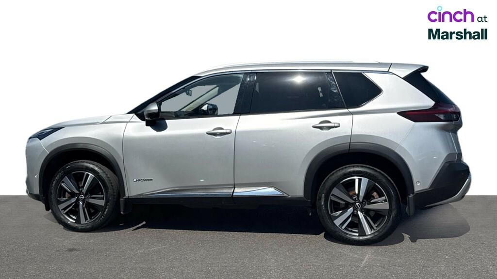 Nissan X-Trail Tekna White #6