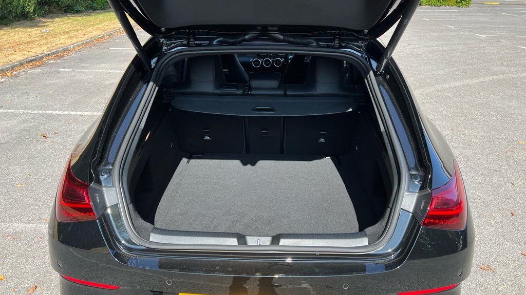 Mercedes-Benz CLA Class Cla 200 Amg Line Executive Tip Black #20