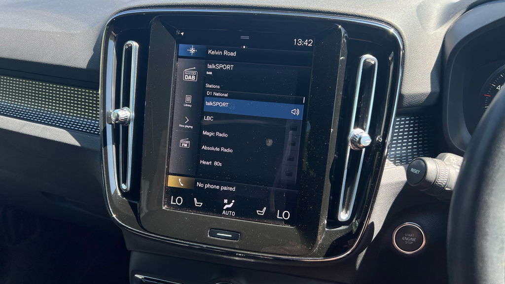 Volvo XC40 T3 R-design Silver #17