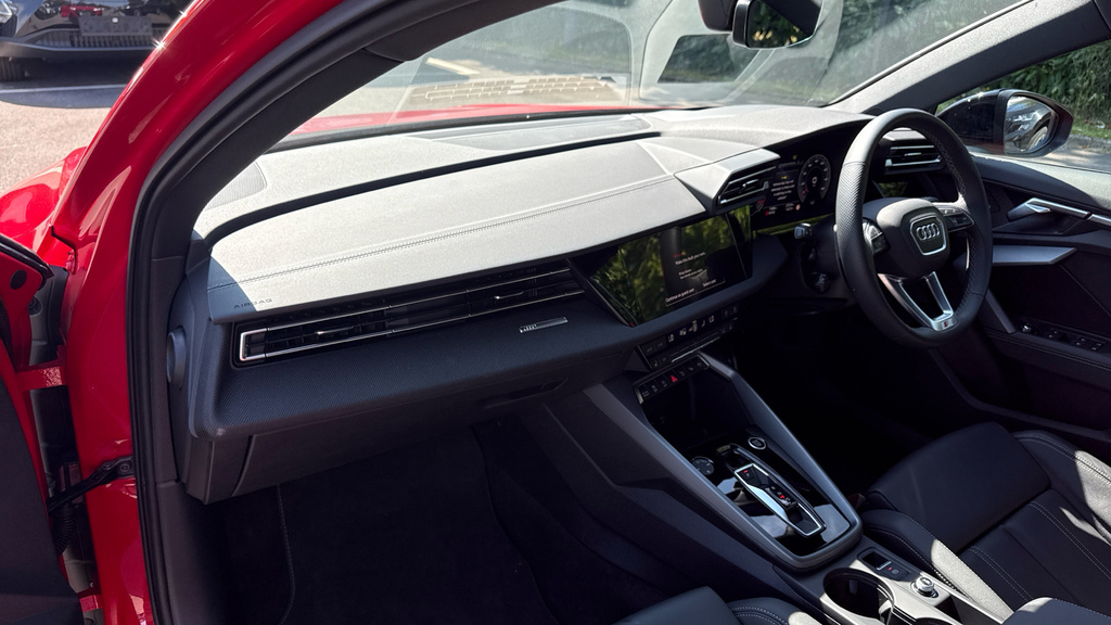 Audi A3 35 Tfsi S Line S Tronic  #17