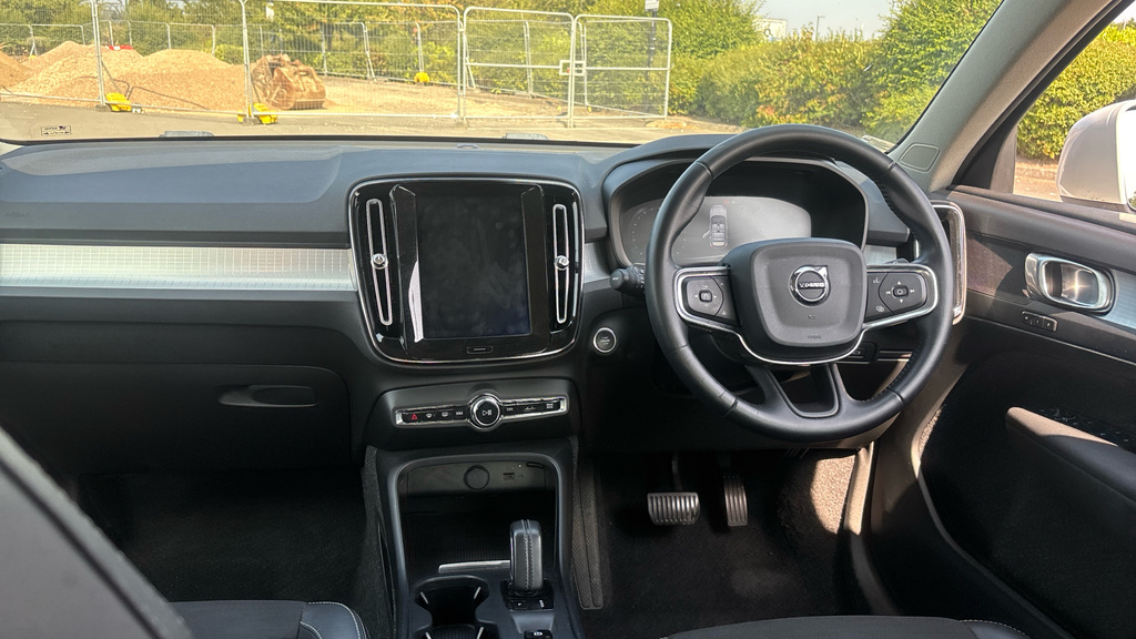 Volvo XC40 T4 Awd Inscription Black #11