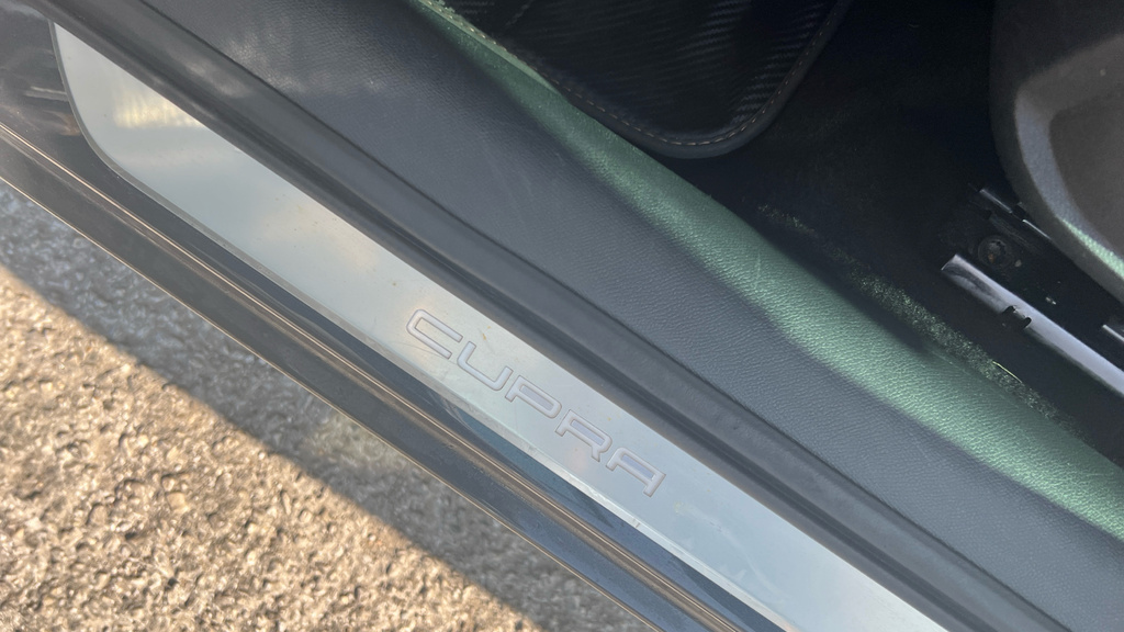 Cupra Formentor 1.4 Ehybrid 204 V1 Dsg Red #36