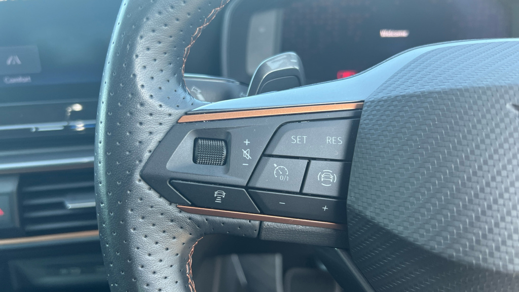 Cupra Formentor 1.4 Ehybrid 204 V1 Dsg Red #25