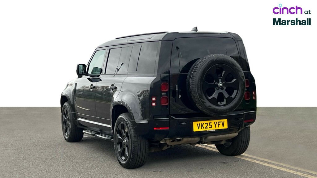 Land Rover Defender 3L X-dynamic Hse Black #5