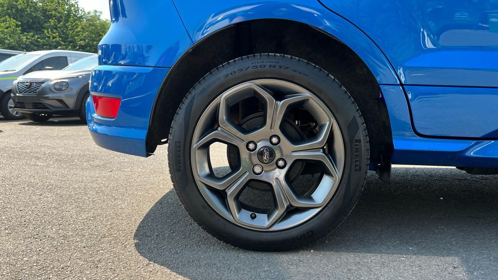 Ford Ecosport Titanium White #22