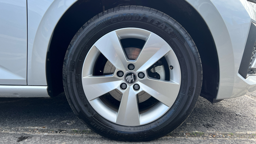 Skoda Scala 1.0 Tsi 95 Se White #27