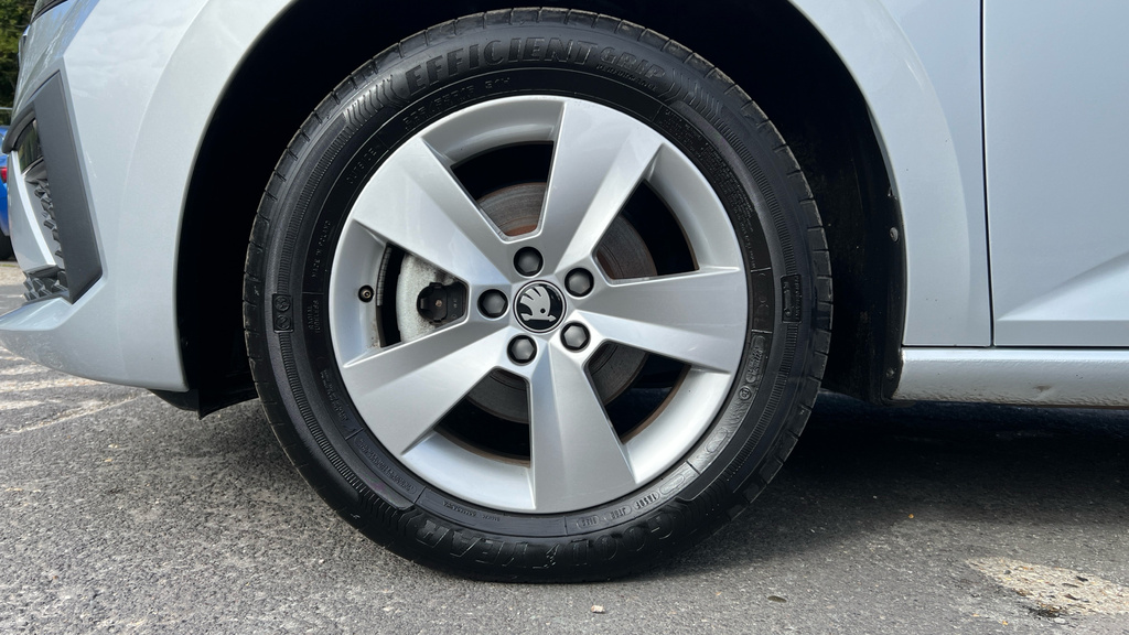 Skoda Scala 1.0 Tsi 95 Se White #26