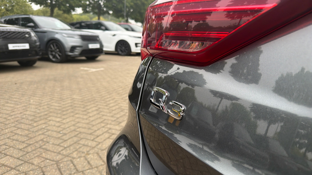 Audi Q3 Tfsi Vorsprung White #31