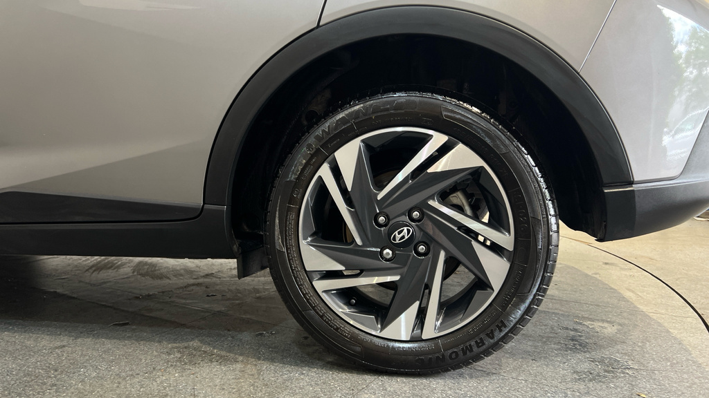 Hyundai Bayon Suv Grey #28