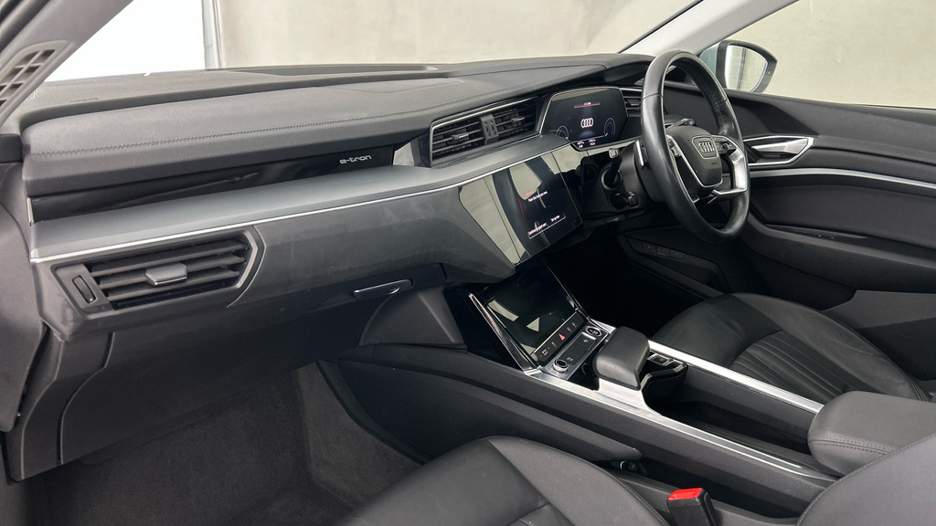 Audi E-tron 2022 50 Technik Sportback Quattr Black #14