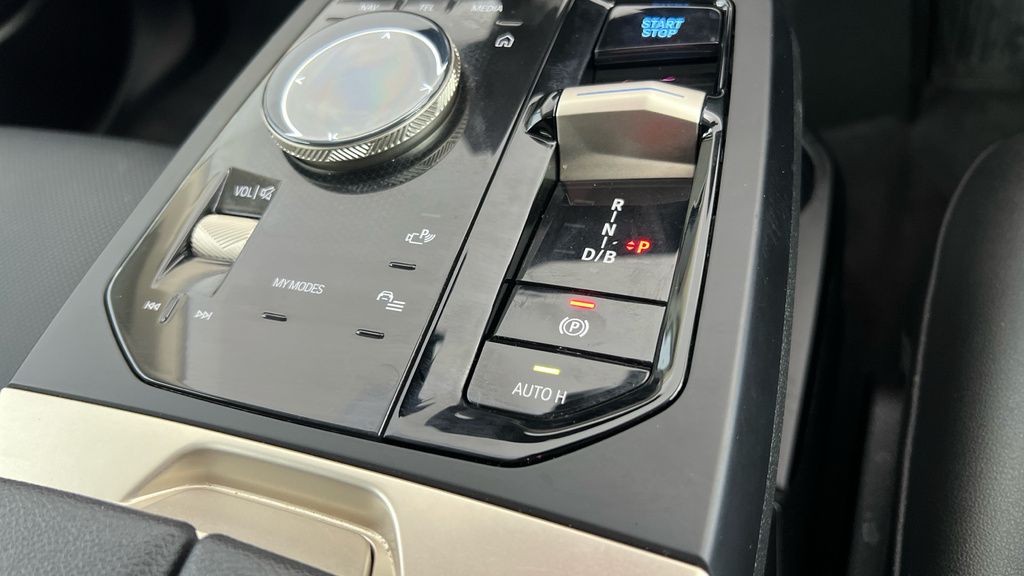 BMW iX Sport Edition Blue #11