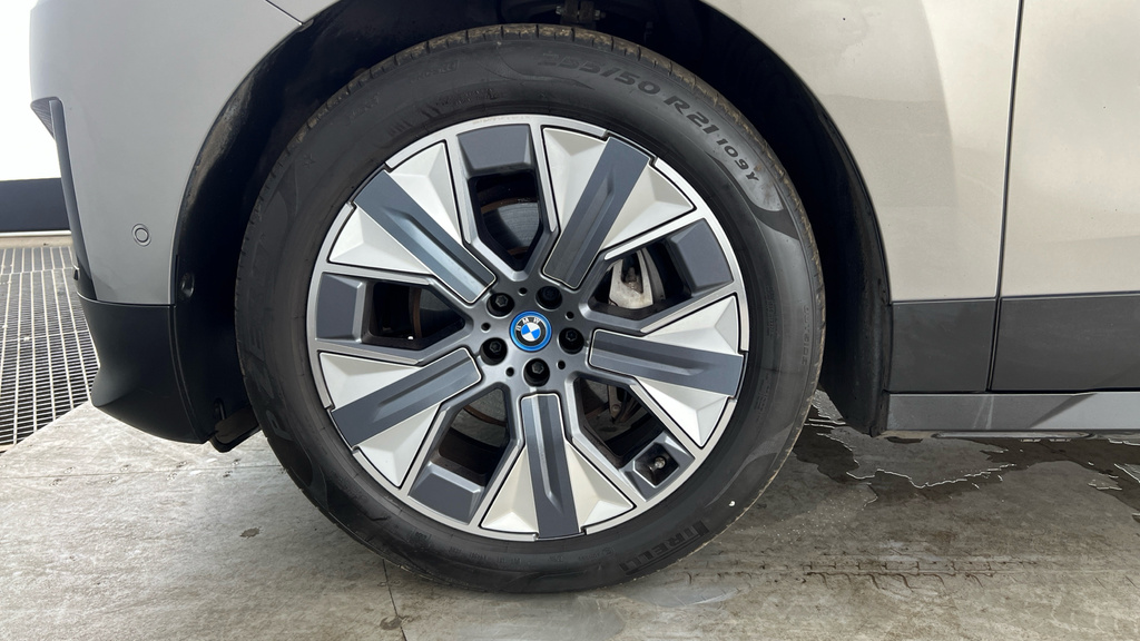 BMW iX Sport Edition Blue #30