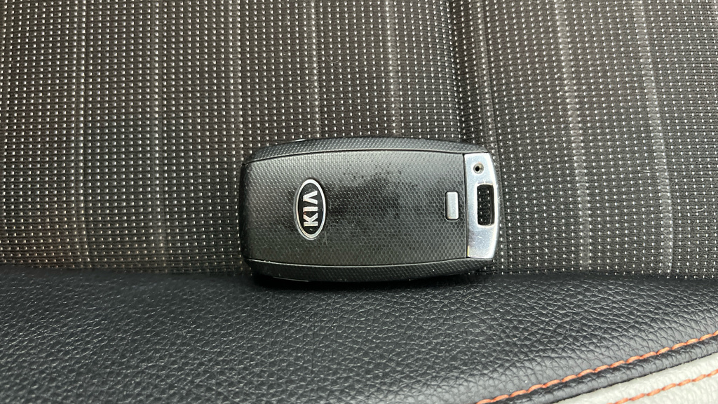 Kia Stonic 1.0T Gdi First Edition Black #30