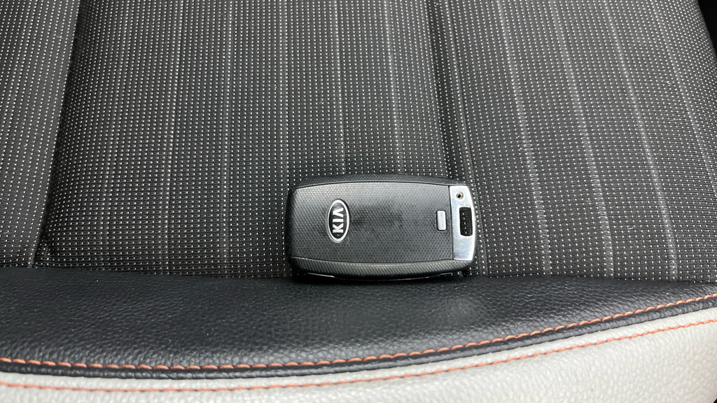 Kia Stonic 1.0T Gdi First Edition Black #31