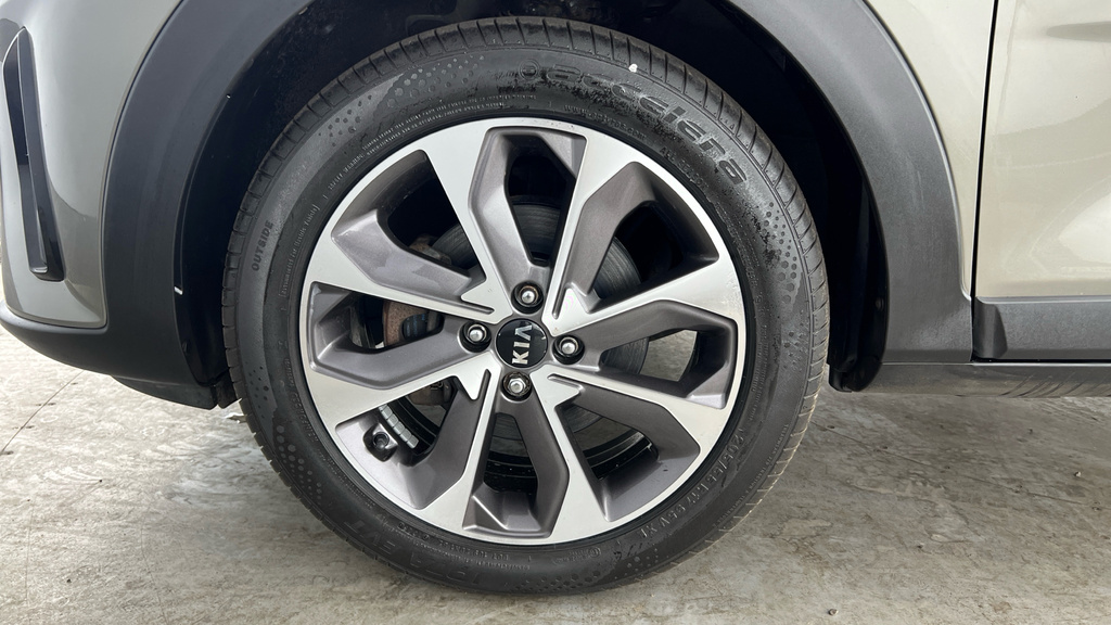 Kia Stonic 1.0T Gdi First Edition Black #26