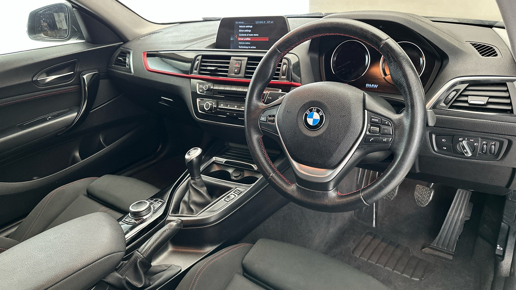 BMW 2 Series 218I Se Red #10