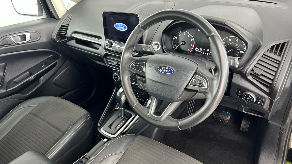 Ford Ecosport Titanium White #9