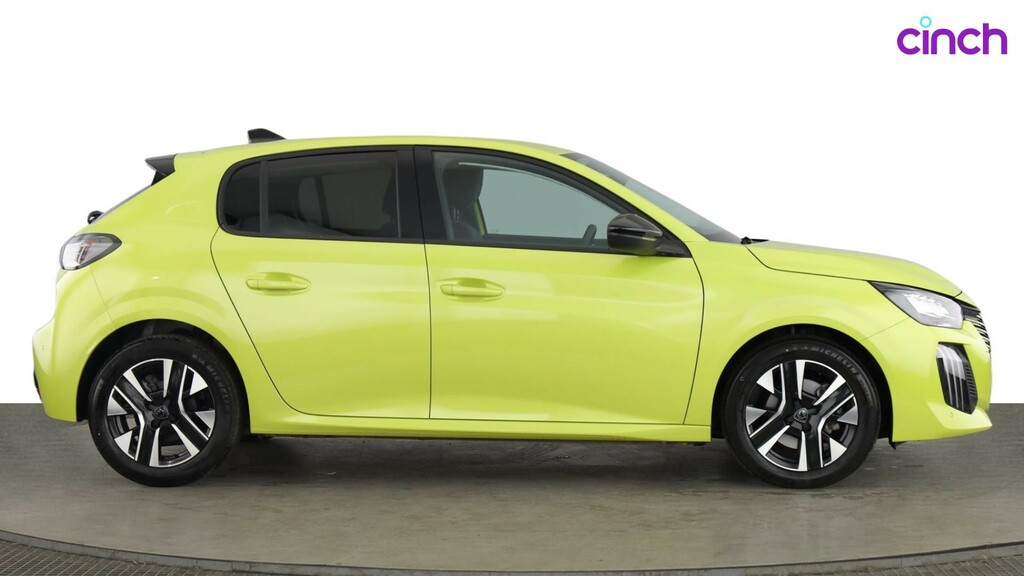 Peugeot 208 1.2 Puretech Active Yellow #2