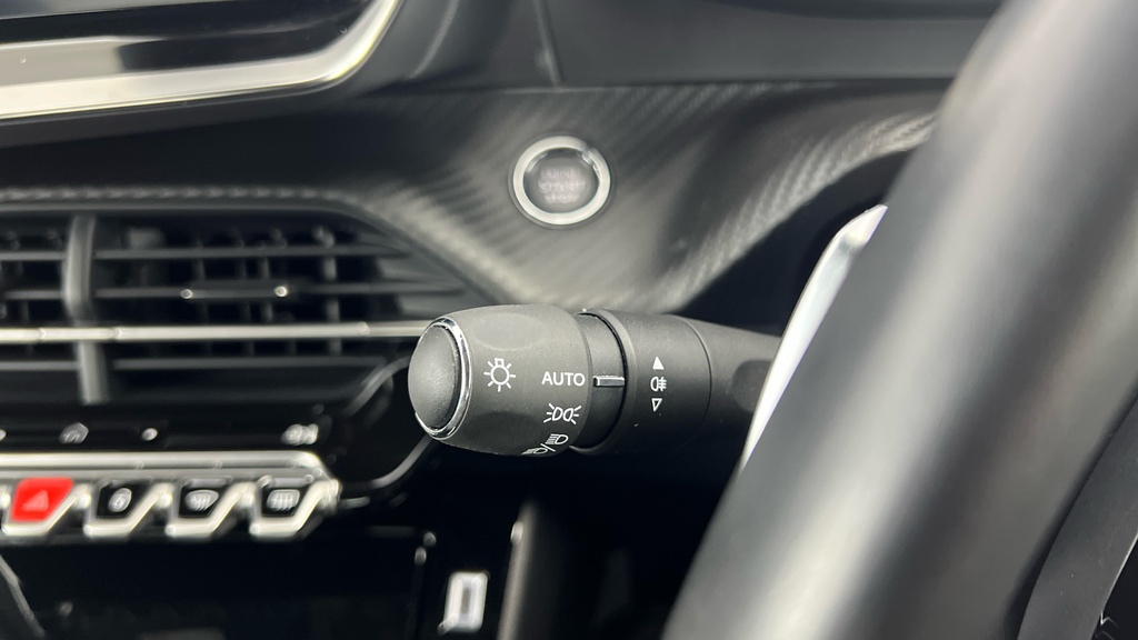 Peugeot 2008 1.2 Puretech Active Grey #12