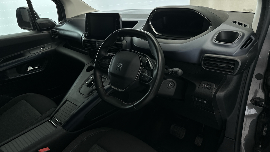 Peugeot e-Rifter Allure Premium Blue #10