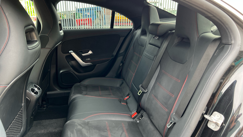 Mercedes-Benz CLA Class Cla 35 Premium Plus 4Matic Tip Black #30