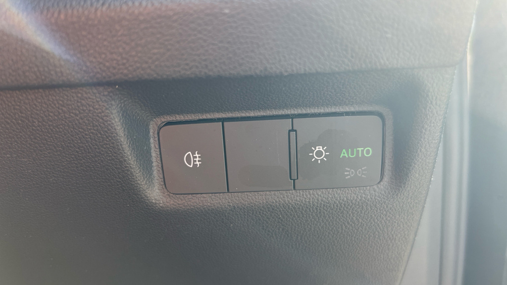 Skoda ENYAQ Suv Grey #12