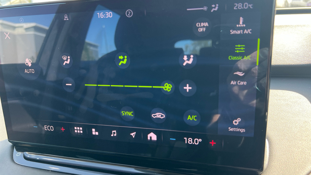 Skoda ENYAQ Suv Grey #18