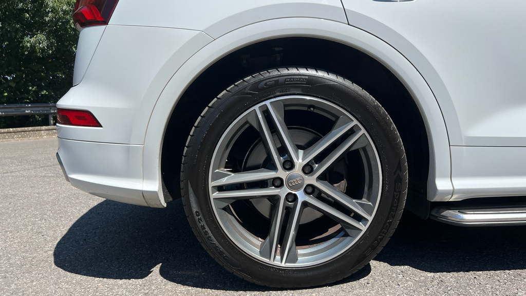 Audi SQ5 Tfsi V6 Suv Black #19