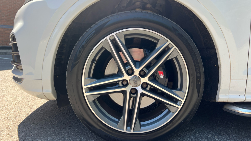 Audi SQ5 Tfsi V6 Suv Black #17
