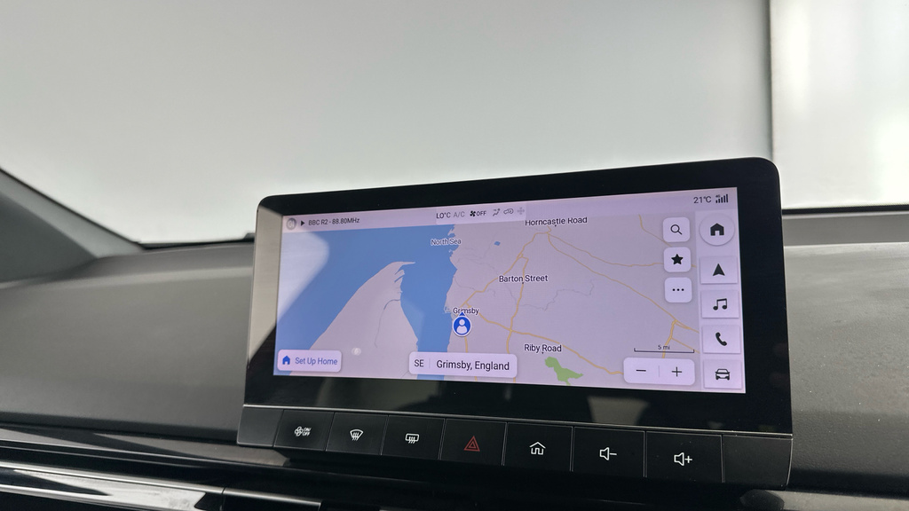 MG MG4 320Kw Ev Xpower 64Kwh White #17