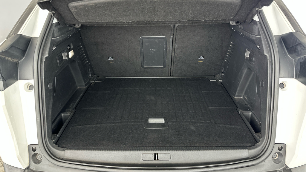 Peugeot 3008 1.2 Puretech Active Red #26