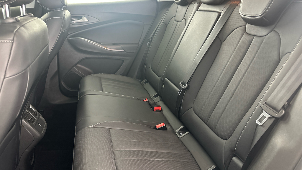 Vauxhall Grandland X Sport Nav Black #25