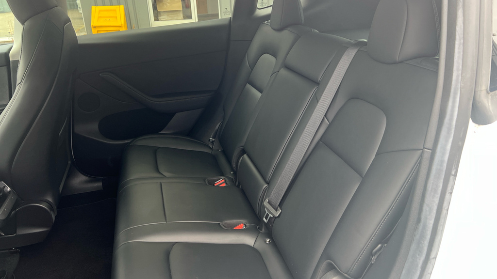 Tesla Model Y Dual Motor Long Range Suv 4Wde Black #14