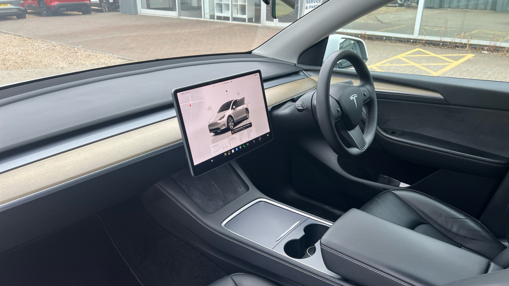 Tesla Model Y Dual Motor Long Range Suv 4Wde Black #10